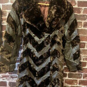 Winter fur and leather vintage coat Small